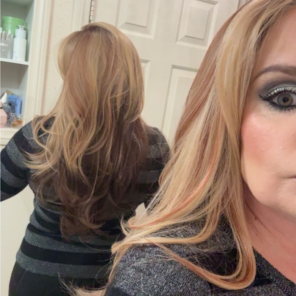 Chelsey smith cosmetics Meghan amber glow wig - Picture 8 of 16